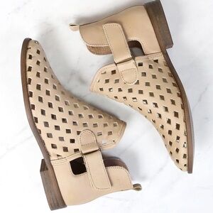 Musse & Cloud - Caila Leather Perforated Festival Ankle Booties 39 (US 8-8.5)